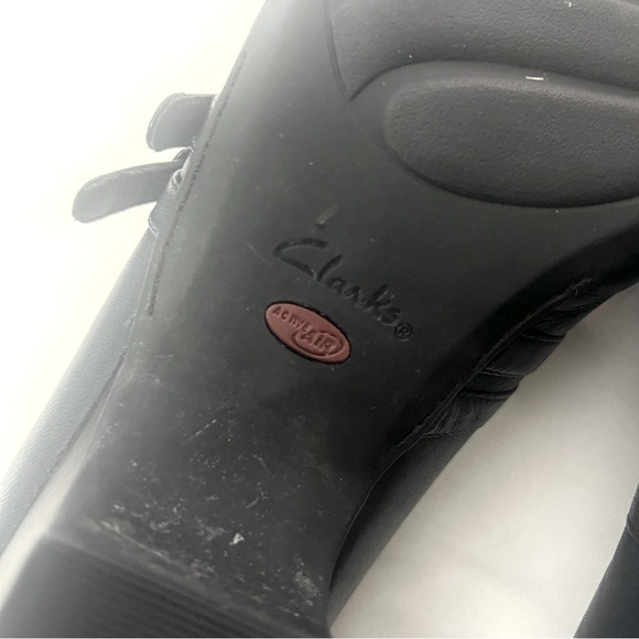 Clarks Collection Women’s NAVY Size 9M Mary Jane Heels Active Air Everyday - Picture 7 of 10